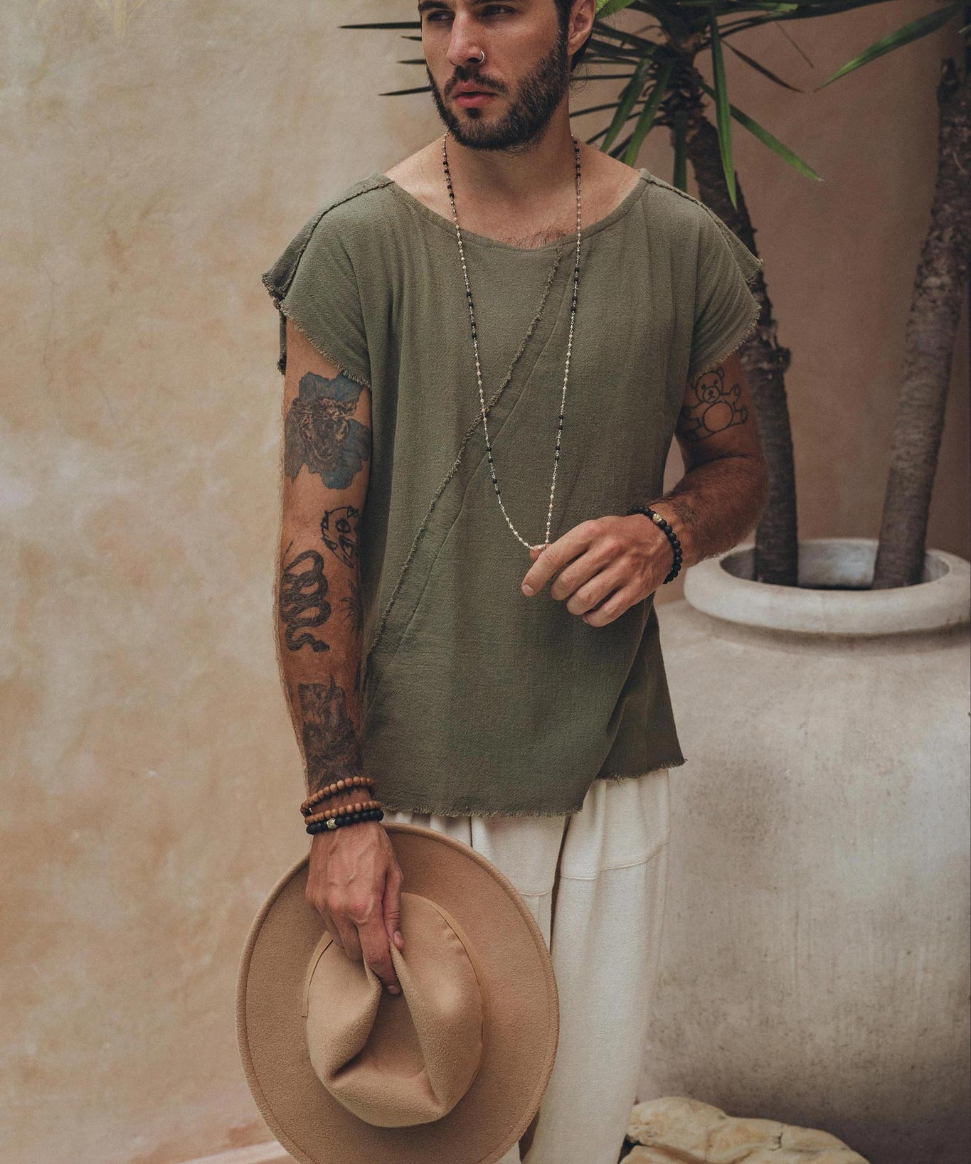 Dark Green Raw Edge Thick Cotton Top Tee for Men - AYA SW IDR