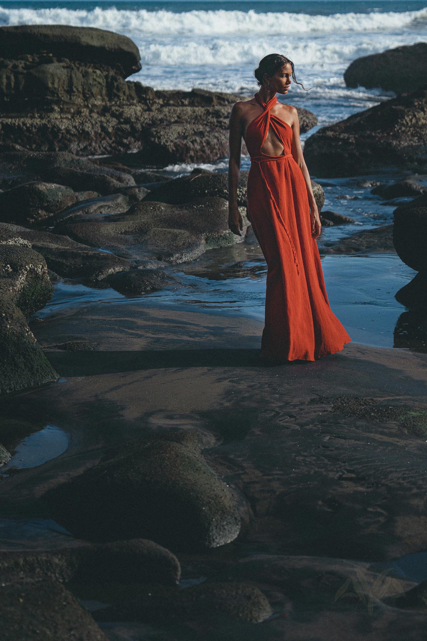 Show off your curves with this organic boho dress. Red wine with an adjustable open back & belly in the design. 