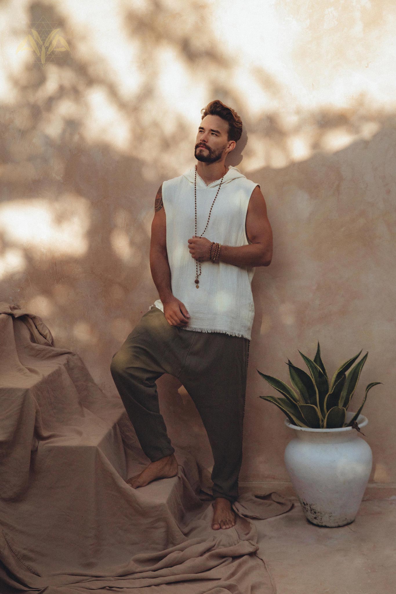 White Handwoven Cotton Sleeveless Hoody for Men - AYA SW IDR
