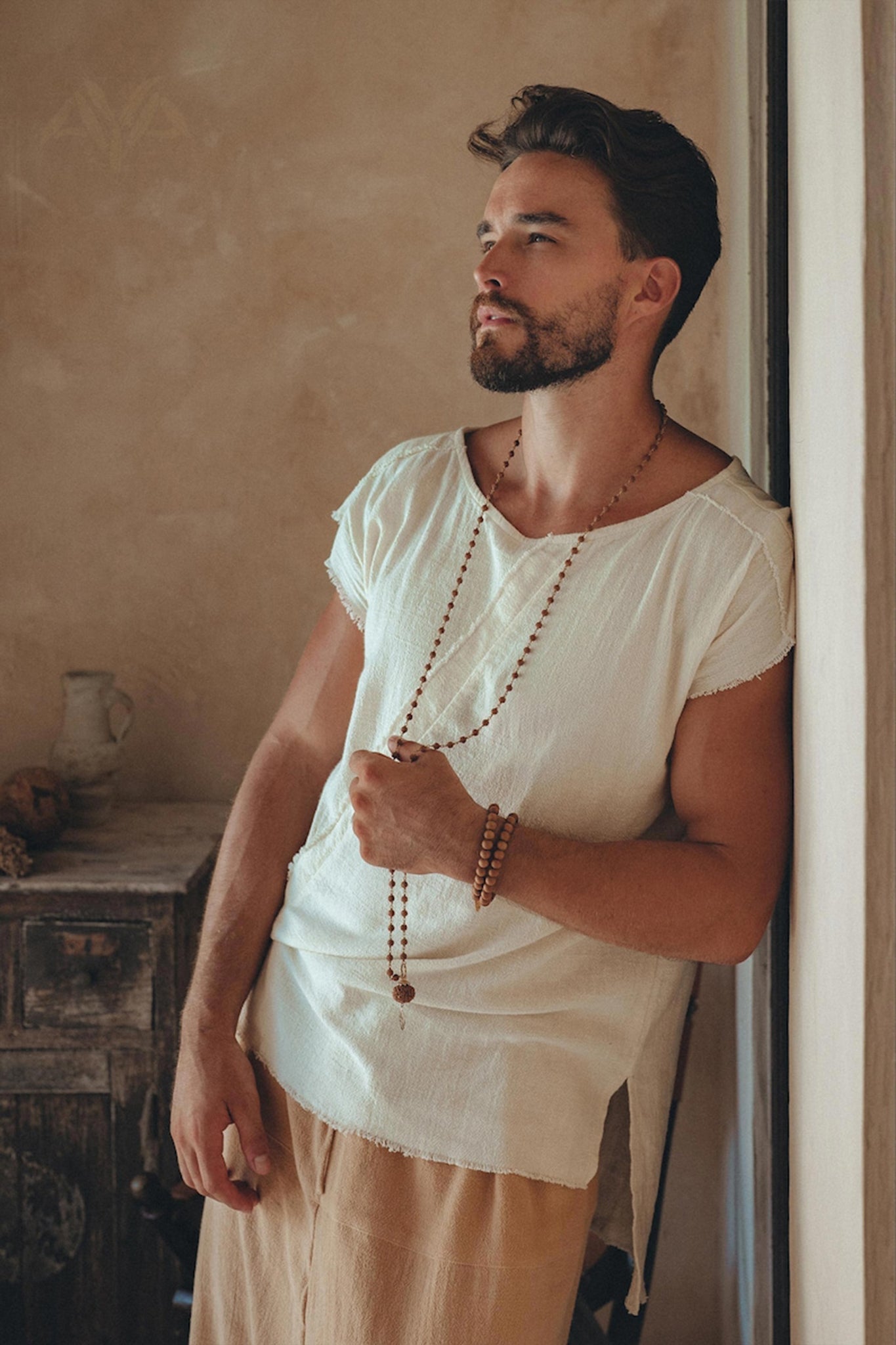 White Raw Edge Thick Cotton Top Tee for Men - AYA SW IDR