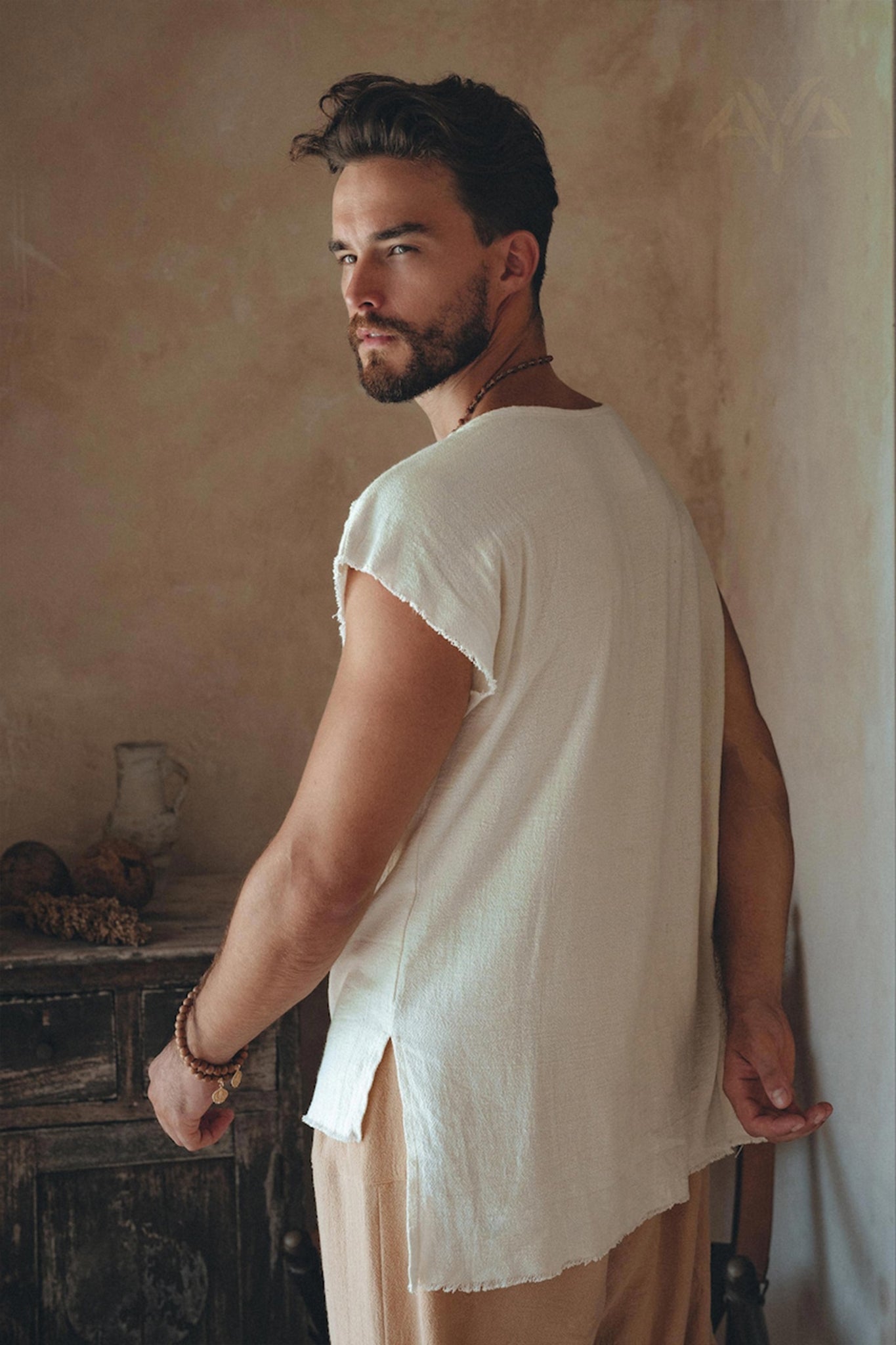 White Raw Edge Thick Cotton Top Tee for Men - AYA SW IDR